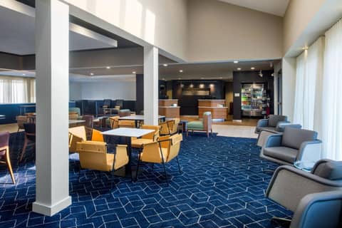 Courtyard by Marriott Phoenix North — photo 9