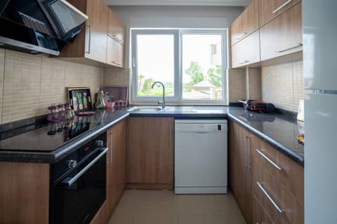 River Park Residence Lara — kitchen