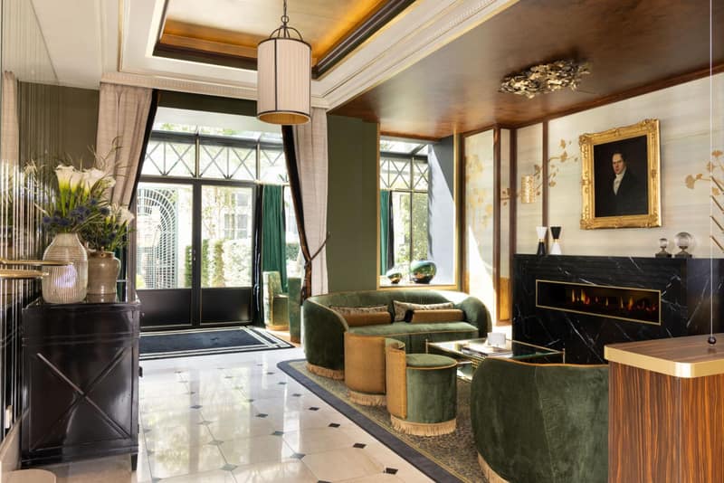 Lord Byron — recepcion & lobby