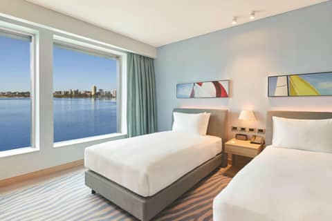Doubletree By Hilton Perth Waterfront — photo 7