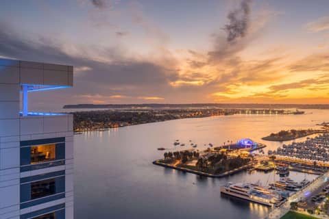 Hilton San Diego Bayfront — photo 3