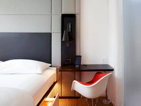 citizenM Seattle South Lake — photo 4