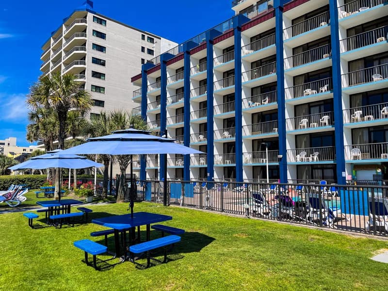 Grande Shores Ocean Resorts Condominiums — building