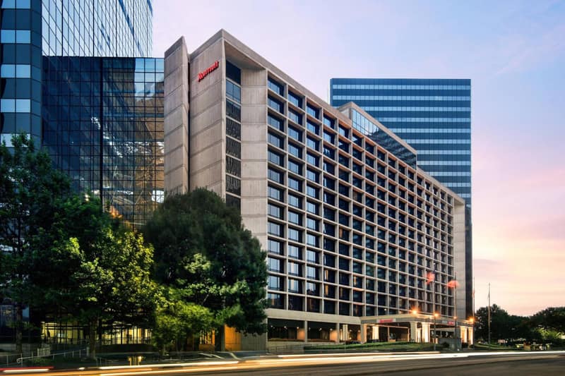 Dallas Marriott Downtown — building