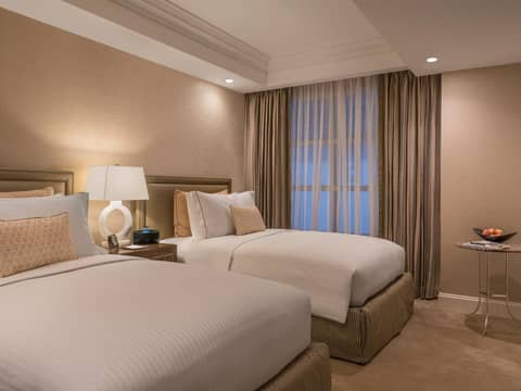 Discovery Primea — hotel room