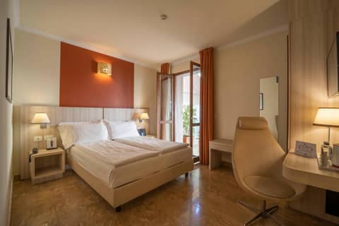 Hotel della Signoria — hotel room