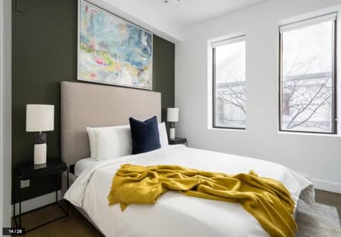 Bakan- Quartier des Congres, Convention District — bedroom
