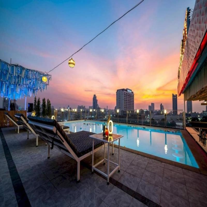 Dancenter Luxury Underwater World Pattaya, Pattaya