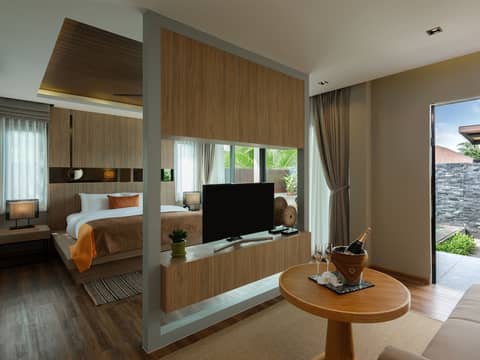 De Malee Pool Villas — hotel room