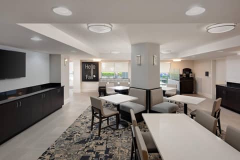 Fairfield Inn and Suites by Marriott Palm Beach — photo 6