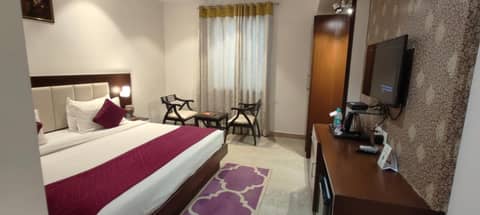 Hotel Taj Heights — photo 2