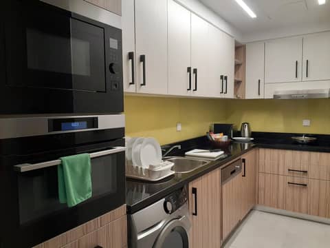 Somerset West Bay Doha — kitchen