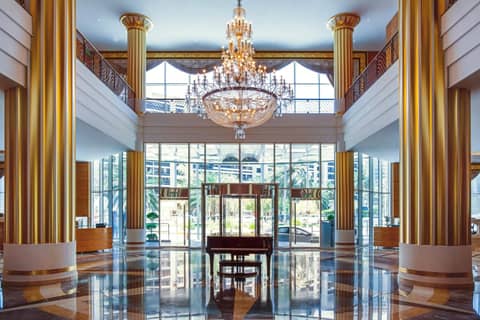 Corniche Hotel Abu Dhabi — hotel reception