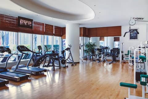 Corniche Hotel Abu Dhabi — fitness center
