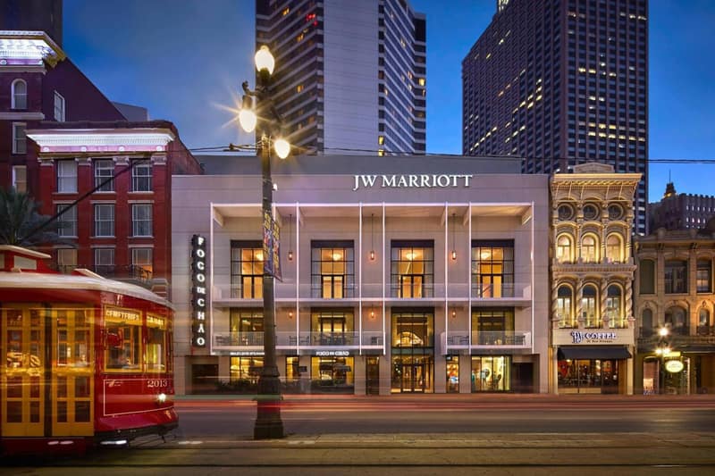 JW Marriott New Orleans — building