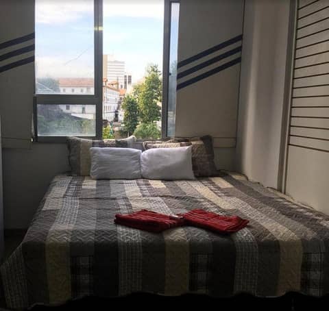 Meu Apartamento a 15min de Copacabana — hotel room