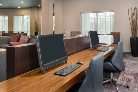 Courtyard by Marriott Buffalo Airport — photo 8