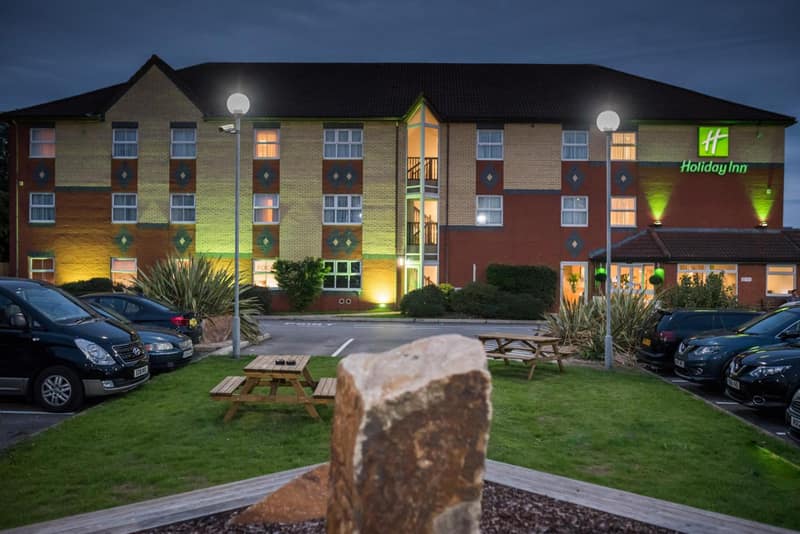 Holiday Inn Manchester West by IHG — building