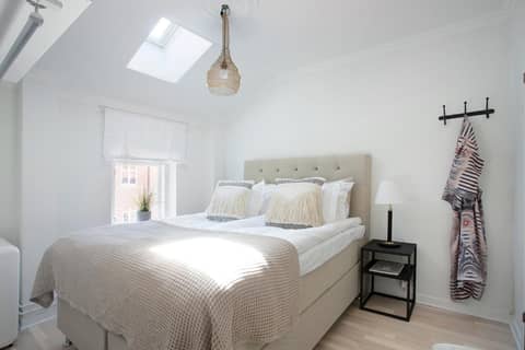 WOW Apartments & Rooms — hotel room