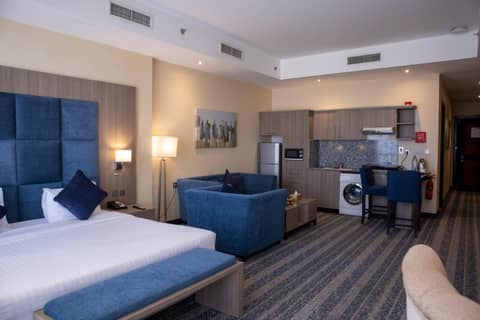 The CASTLE PREMIUM HOTEL — photo 3