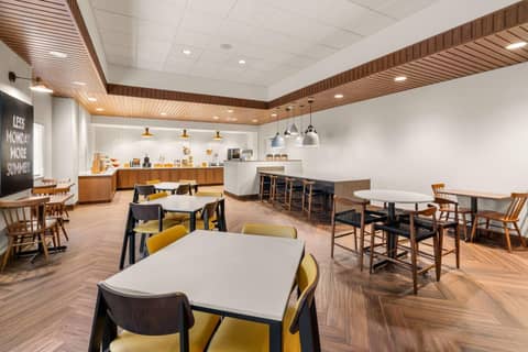 Fairfield Inn & Suites by Marriott Seattle Downtown/Seattle Center — photo 8