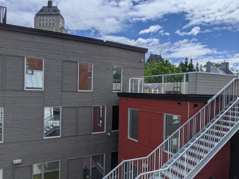 Hotel AtypiQ — building