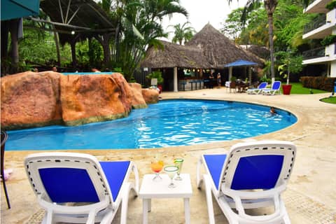 Hotel Casa Iguana Mismaloya — recepcion & lobby