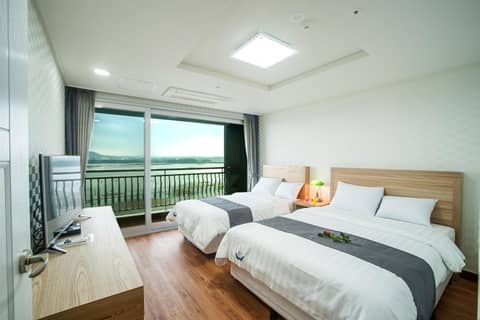 Breeze Bay Hotel — photo 7