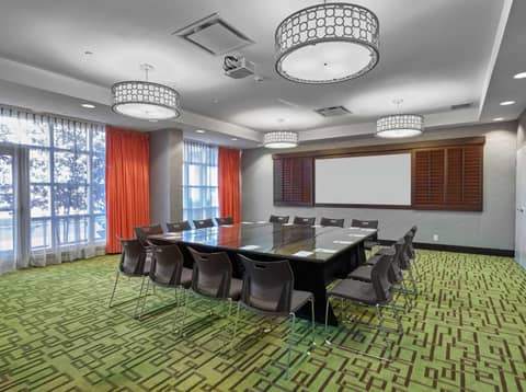 Hampton Inn by Hilton Calgary Airport North — photo 4