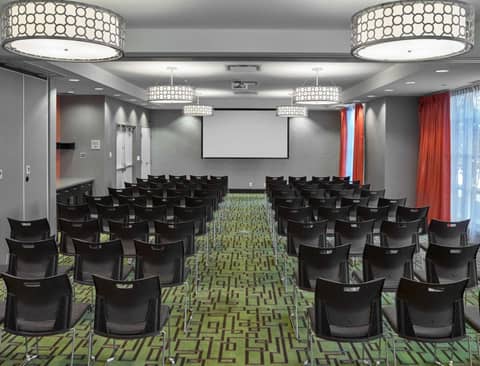 Hampton Inn by Hilton Calgary Airport North — photo 5