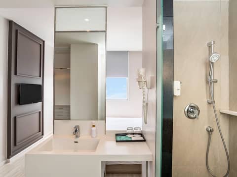 ibis Styles Phuket City Hotel — photo 8