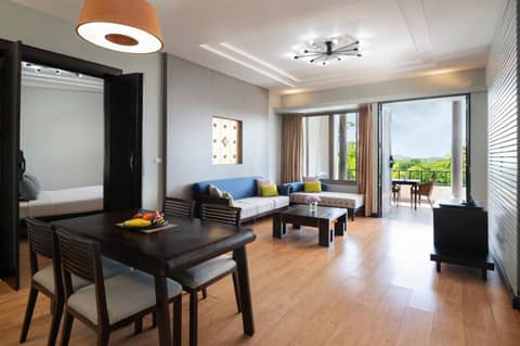 Springfield Village Golf & Spa — hotel room