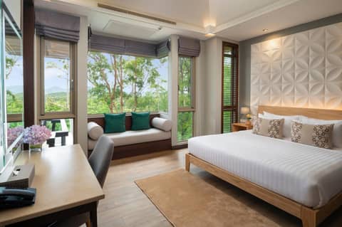 Springfield Village Golf & Spa — hotel room