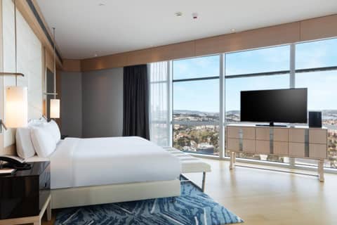 Wyndham Grand Istanbul Levent Hotel & Conference Center — photo 2
