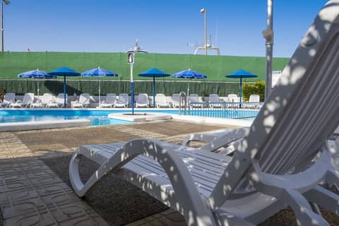 Apartamentos Puerto Colon Club — recepcion & lobby