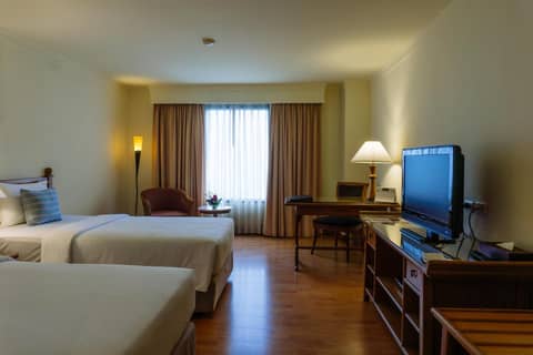 Silom Serene A Boutique Hotel — hotel room