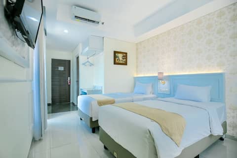 The Cube Malioboro Hotel — photo 9