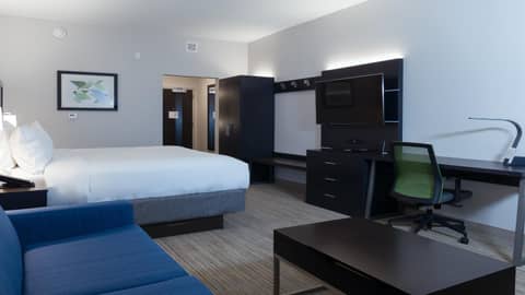 Holiday Inn Express & Suites - Tampa East - Ybor City by IHG — photo 4