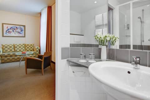 IntercityHotel Berlin Ostbahnhof — photo 4