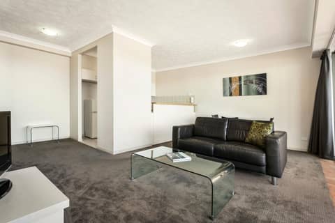 Bridgewater Apartments — photo 9