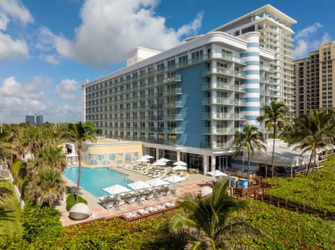 The Singer Oceanfront Resort, Curio Collection by Hilton — photo 6