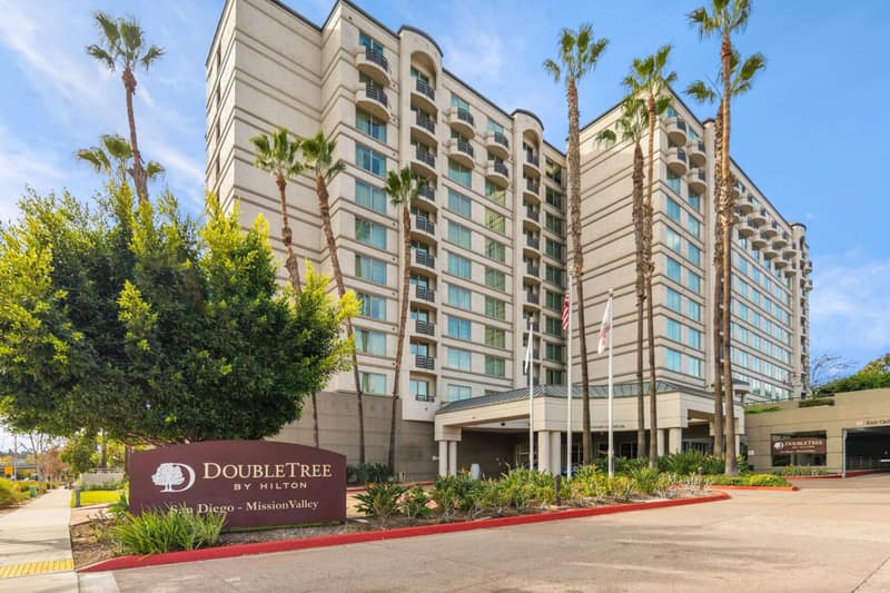 DoubleTree by Hilton San Diego-Mission Valley — building
