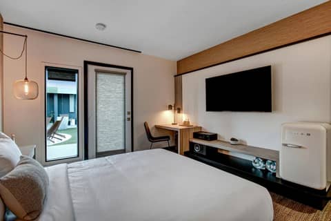Mahala - 21 and Over - A Town & Desert Boutique Hotel — hotel room