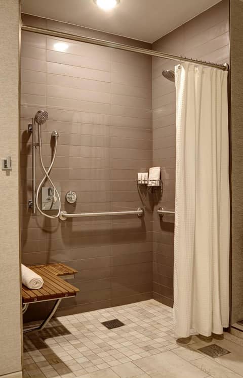 Archer Hotel Austin — bathroom