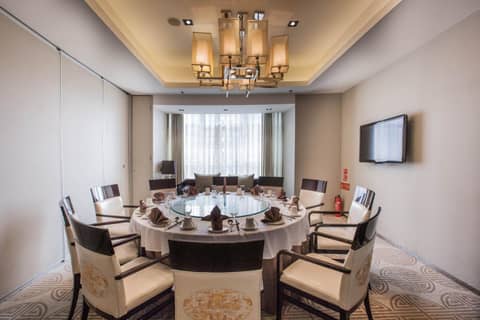 Holiday Inn Beijing Focus Square by IHG — photo 4