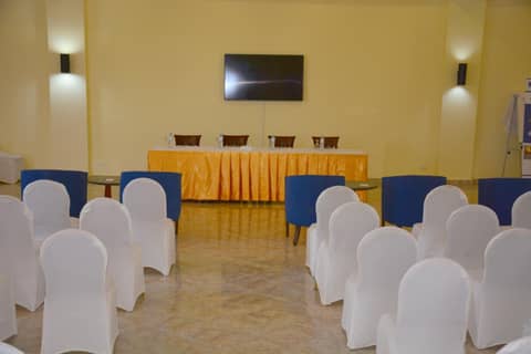 Royal Lagoons Resort & Aqua Park Families and Couples Only — photo 2