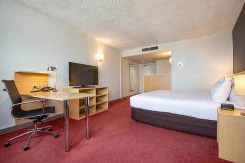 Holiday Inn Melbourne Airport by IHG — photo 9