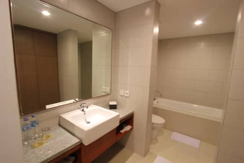 Grand La Walon Hotel — photo 2