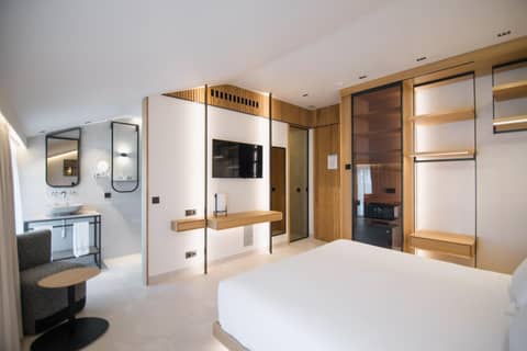 Puerta Serranos by MYR Hotels — hotel room