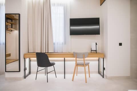 Puerta Serranos by MYR Hotels — hotel room